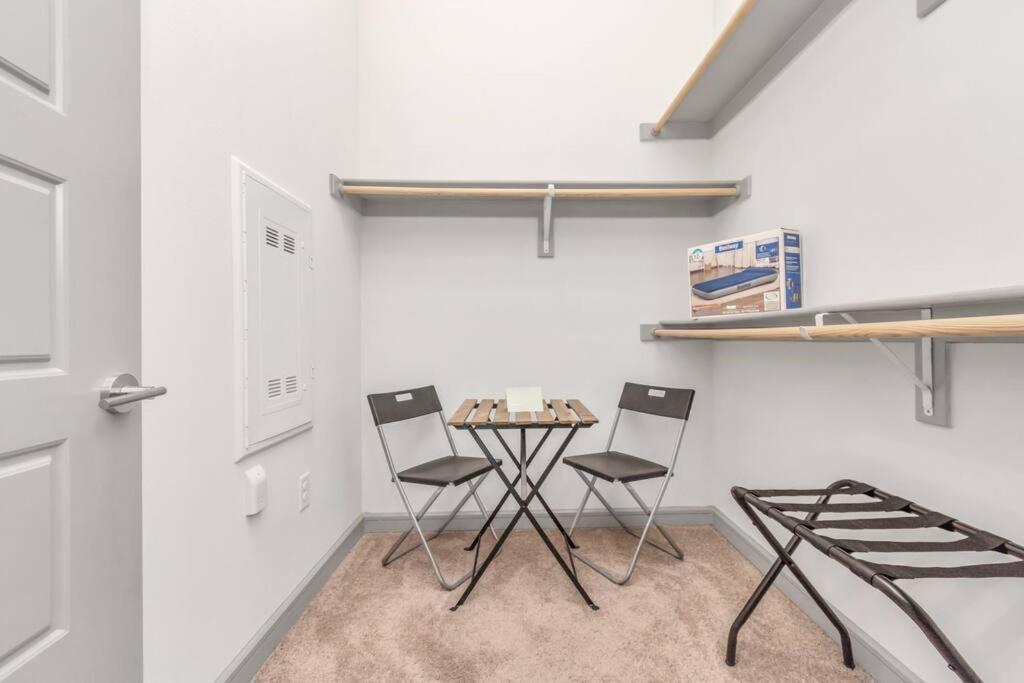 U3 Penthouse Houstonw Car Astros W Skyline-View Apartment Exterior photo