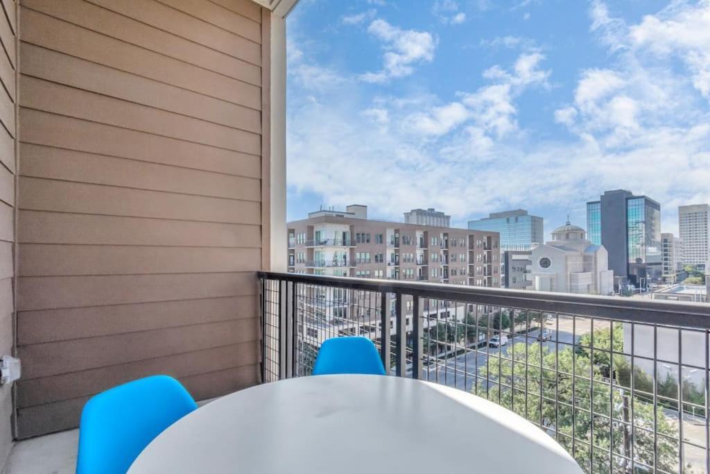 U3 Penthouse Houstonw Car Astros W Skyline-View Apartment Exterior photo